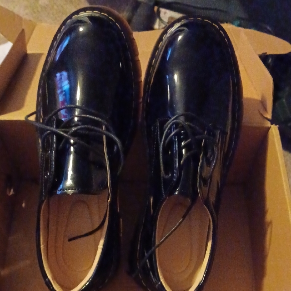 Other - Black Brand New Womens Patent Leather Loafers/Oxfords. 10.5sz